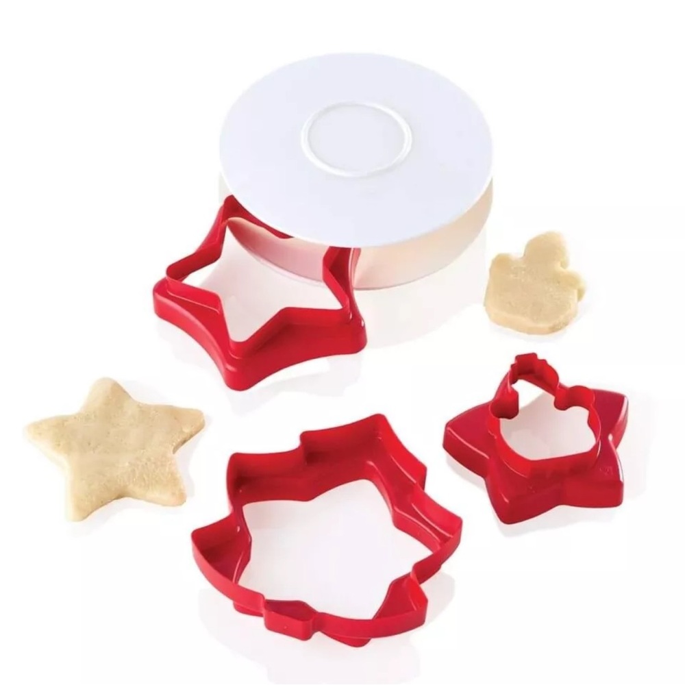 Tupperware Holiday Nesting Cookie Cutters with‎ Storage Case Set of 3 Red NWT